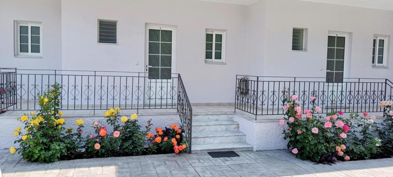 Petros Studios Appartement *