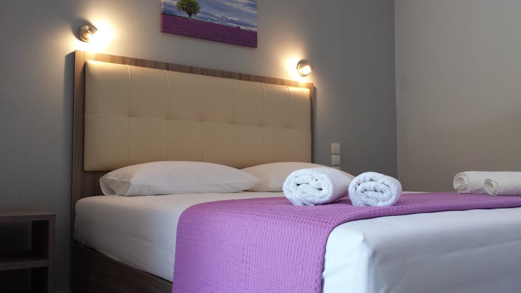 Petros Studios Parga